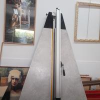 Taglia cartoni verticale