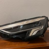Faro Sx Audi A3 8y 2022