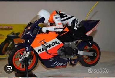 Moto Radiocomandata Honda RC211v