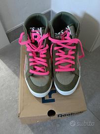 scarpa Donna Reebok nuova con scatola (nr38,5)