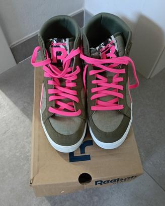 scarpa Donna Reebok nuova con scatola (nr38,5)