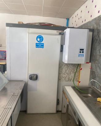 Frigo cella.  2x2,30 mt