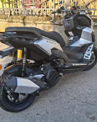 SCOOTER KL BRERA X 125 SILVER LIQUID COOLED