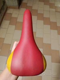 sella per bicicletta 