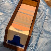 Sabot in legno con carte