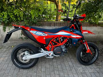 KTM SMC R 2024 DEPO A LIBRETTO