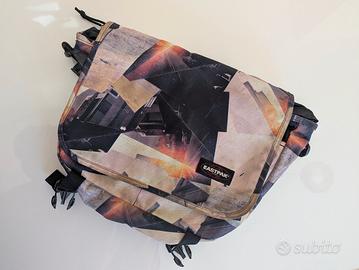 Borsa Messenger Eastpak 