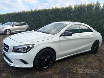 Mercedes-benz CLA 200 220 d 4Matic Automatic Sport