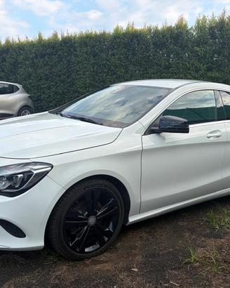 Mercedes-benz CLA 200 220 d 4Matic Automatic Sport