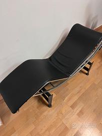 Chaise lounge cassina replica