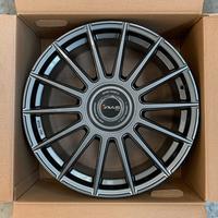 Kit cerchi in lega AVUS RACING da 18&#039;&#039; p