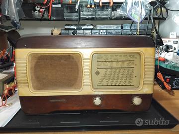 Radio epoca a valvole