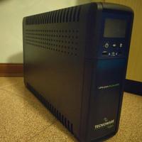 Gruppo di continuità UPS Tecnoware exa plus 2100VA