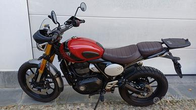 Triumph 400 scrambler X