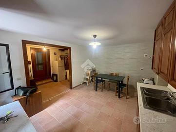 CASA SEMINDIPENDENTE A VITTORIO VENETO