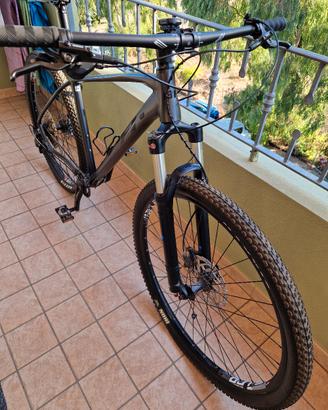 Mountain bike Expert 4.0