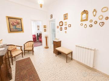 Ampio 4 vani in Via Maggiore Giuseppe Galliano