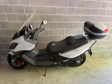 Scooter kymco 300