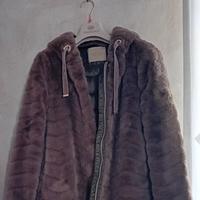 Pelliccia ecologica donna