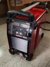 saldatrice tig Lincoln 220 volt