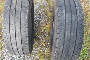 2 PNEUMATICI  GOODYEAR