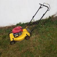 Tosaerba con motore Honda IZY