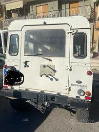 Land rover defender td5 90