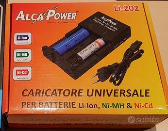 Batterie ricaricabili 3.7V 2000mAh +caricabatterie