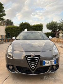 *🚗 Alfa Romeo Giulietta 2.0 JTDm 150 CV Super – 2