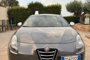 *🚗 Alfa Romeo Giulietta 2.0 JTDm 150 CV Super – 2