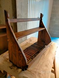 piattaia in legno di pino.