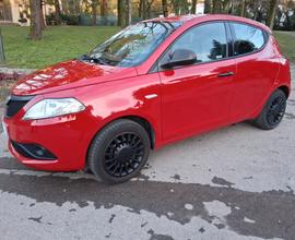 Lancia Ypsilon 1.2 69 CV 5 porte Elefantino Blu