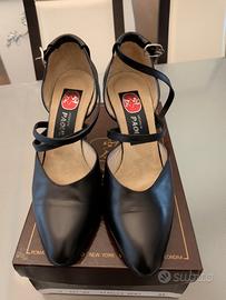 Scarpa da ballo tg 37