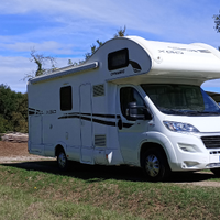 Camper mansardato Xgo , soli 19.000 km