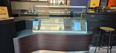 vetrina bar arredamento 