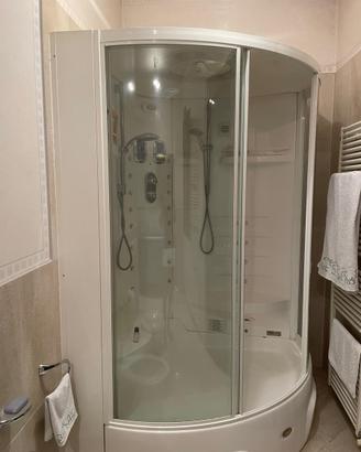 Cabina doccia Jacuzzi multifunzione idro