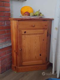 mobile angolare arredamento baita rustico country