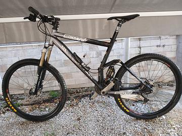Bicicletta MTB Scott genius mc40