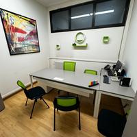 Stanza arredata ad uso ufficio - Torino S.Rita