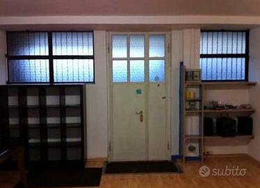 Laboratorio 55 Mq + Bagno e Posto auto - Certosa