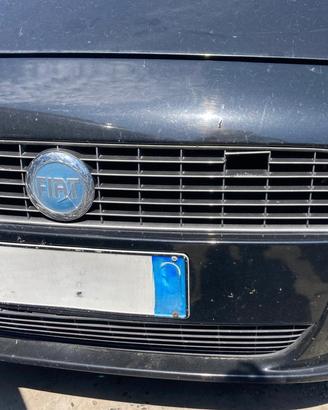 PARAFANGO ANTERIORE DESTRO FIAT Grande Punto 2° S