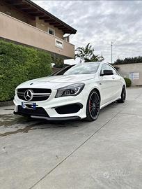 Mercedes Benz CLA CLASS