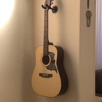 Chitarra acustica anni ‘90