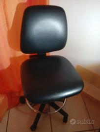 sedia  sgabello professionale con ruote