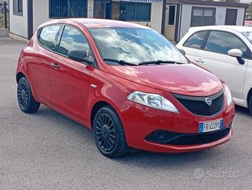 Lancia Ypsilon 1.2 69 CV 5 porte GPL Ecochic Gold