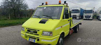 Iveco Daily carroattrezzi