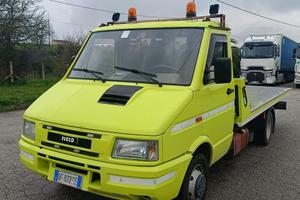 Iveco Daily carroattrezzi