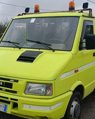 Iveco Daily carroattrezzi