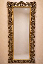 Specchiera in stile Barocco intagliata e dorata