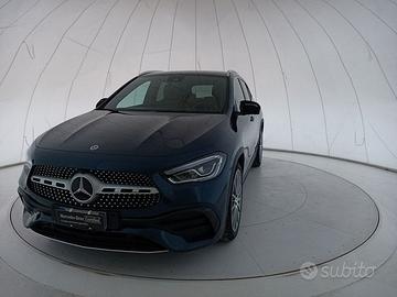 Mercedes-Benz GLA GLA-H247 2020 200 d Premium...